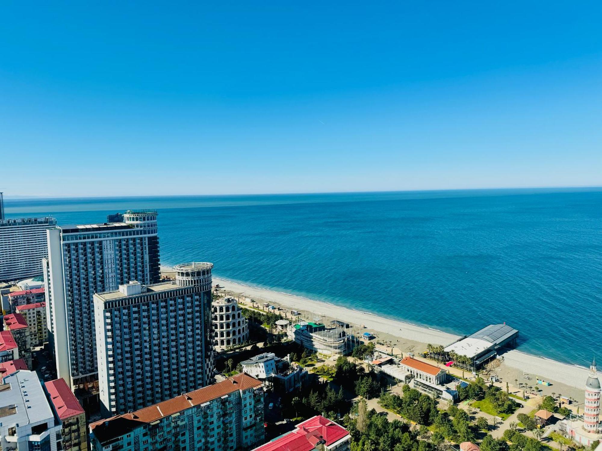 Lux Apartaments Batumi Exterior foto