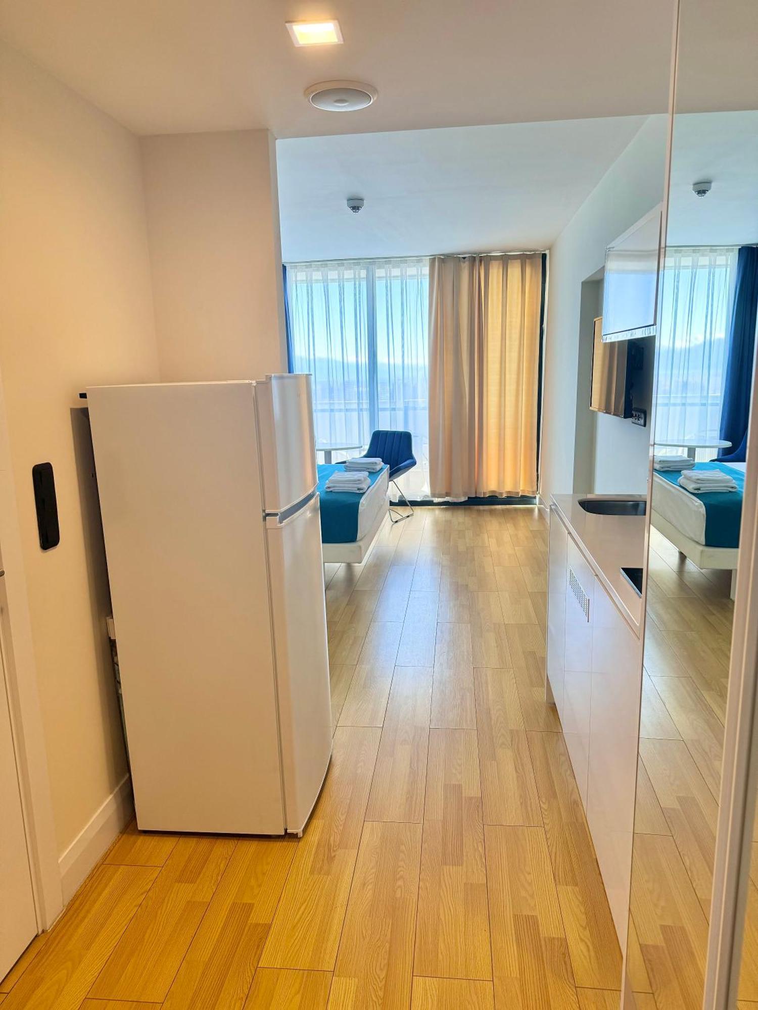 Lux Apartaments Batumi Exterior foto